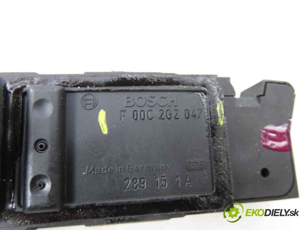 AUDI A3 (8L1) HB 2002 92,00 1.8 - APG 1781,00 váha vzduchu vzduchu F00C2G2047
