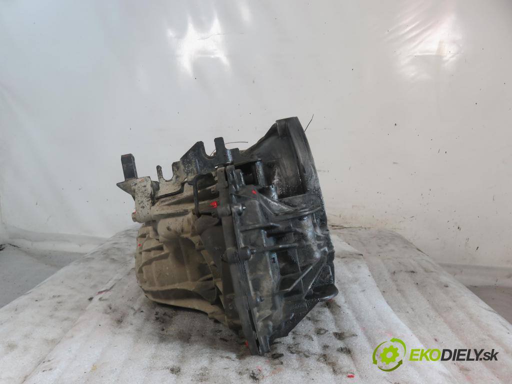 OPEL MOVANO B Skrzynia (X62) FURGON 2010 74,00 2.3 CDTI FWD - M9T 670 2298,00 převodovka MANUALNA PF6018