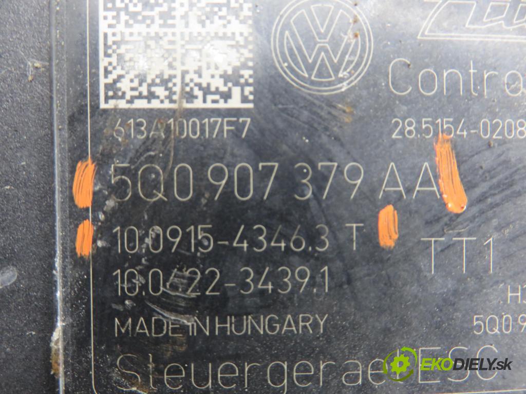 VW GOLF VII (5G1, BQ1, BE1, BE2) HB 2014 77,00 1.6 TDI - CLHA 1598,00 Pumpa ABS 5Q0907379AA ; 10091543463T ; 5Q0614517T (Pumpa ABS)