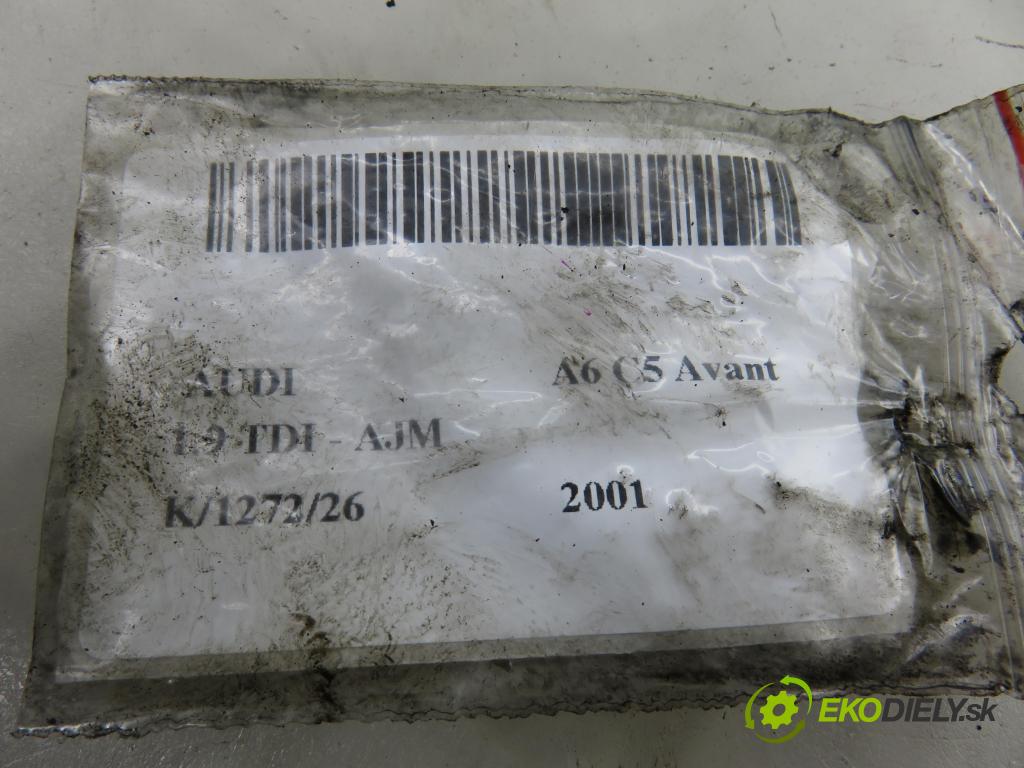 AUDI A6 Avant (4B5, C5) KOMBI 2001 85,00 1.9 TDI - AJM 1896,00 Vstrekovač 045130073T (Vstrekovač paliva)