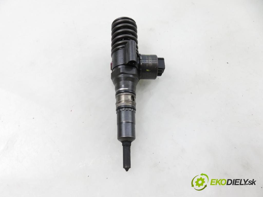 VW TOURAN (1T1, 1T2) MINIVAN 2005 103,00 2.0 TDI 16V 140 - BKD 1968,00 Vstrekovač 03G130073G ; 0414720404 (Vstrekovač paliva)