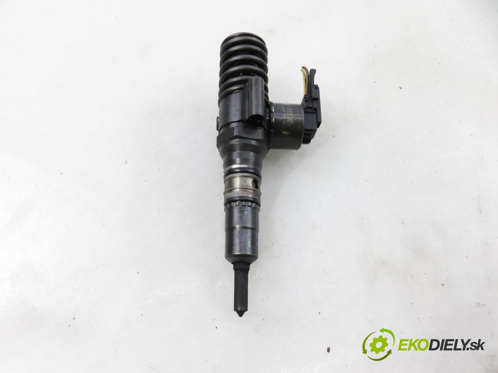 VW TOURAN (1T1, 1T2) MINIVAN 2005 103,00 2.0 TDI 16V 140 - BKD 1968,00 Vstrekovač 03G130073G ; 0414720404 (Vstrekovač paliva)