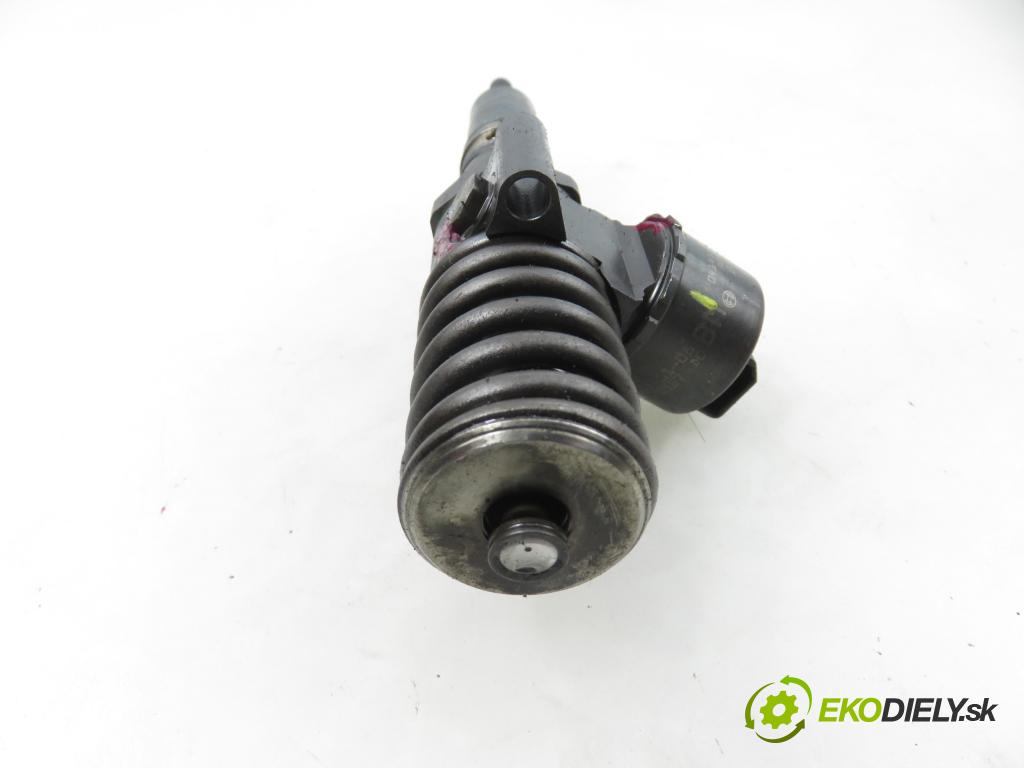 VW TOURAN (1T1, 1T2) MINIVAN 2005 103,00 2.0 TDI 16V 140 - BKD 1968,00 Vstrekovač 03G130073G ; 0414720404 (Vstrekovač paliva)