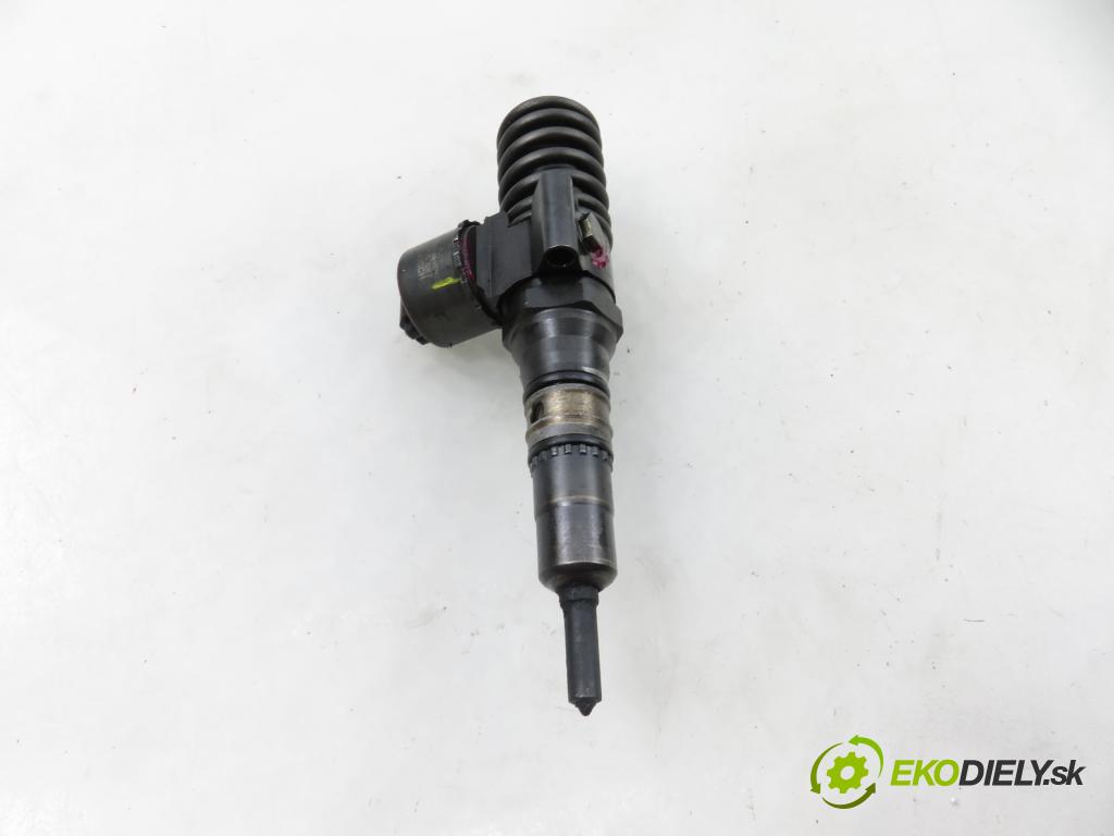 VW TOURAN (1T1, 1T2) MINIVAN 2005 103,00 2.0 TDI 16V 140 - BKD 1968,00 Vstrekovač 03G130073G ; 0414720404 (Vstrekovač paliva)