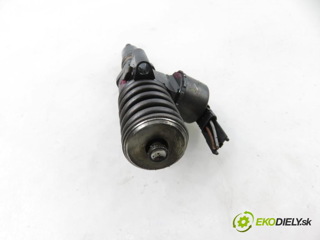 VW TOURAN (1T1, 1T2) MINIVAN 2005 103,00 2.0 TDI 16V 140 - BKD 1968,00 Vstrekovač 03G130073G ; 0414720404 (Vstrekovač paliva)