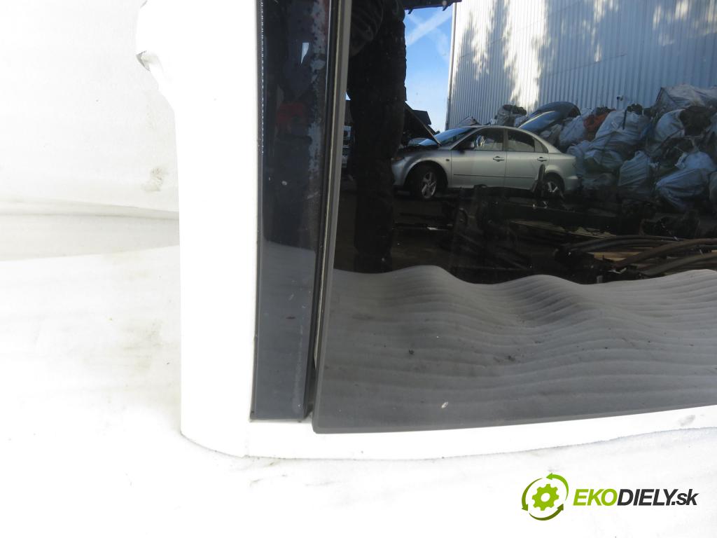 AUDI A3 Limousine (8VS, 8VM) SEDAN 2013 110,00 2.0 TDI - CRBC 1968,00 strešné okno 8V5877041A (Sklo karosérie)