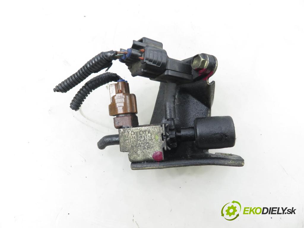TOYOTA COROLLA (_E12_) HB 2003 66,00 2.0 D-4D (CDE120R_, CDE120L_) - 1CD-FTV 1995,00 VENTIL VAKUUM: 8942120210 ; 0798005130 ; 2586064140