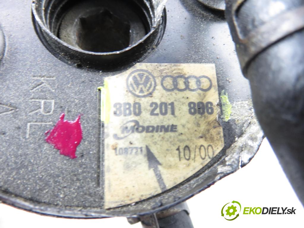 AUDI A6 Avant (4B5, C5) KOMBI 2001 85,00 1.9 TDI - AJM 1896,00 paliva 3B0201896