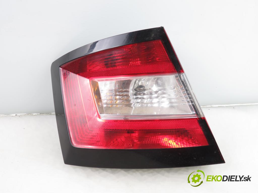 SKODA FABIA III (NJ3) HB 2015 55,00 1 - CHYB 999,00 Svetlo ľavé zadné 6V6945095