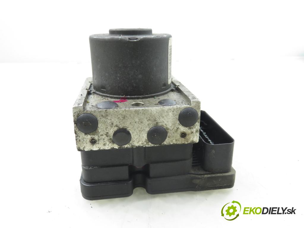 CITROEN C3 I (FC_) HB 2003 54,00 1.4 i - KFV (TU3JP) 1360,00 pumpa ABS 10097011083 ; 5WK84107 ; 9651412080 (Pumpa ABS)