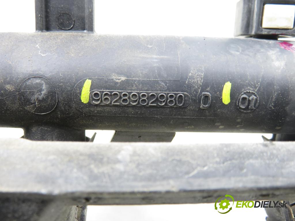 CITROEN C3 I (FC_) HB 2003 54,00 1.4 i - KFV (TU3JP) 1360,00 lišta vstřikovací 01F002A ; 9628982980 ; 9628982980D (Vstřikovací lišta)