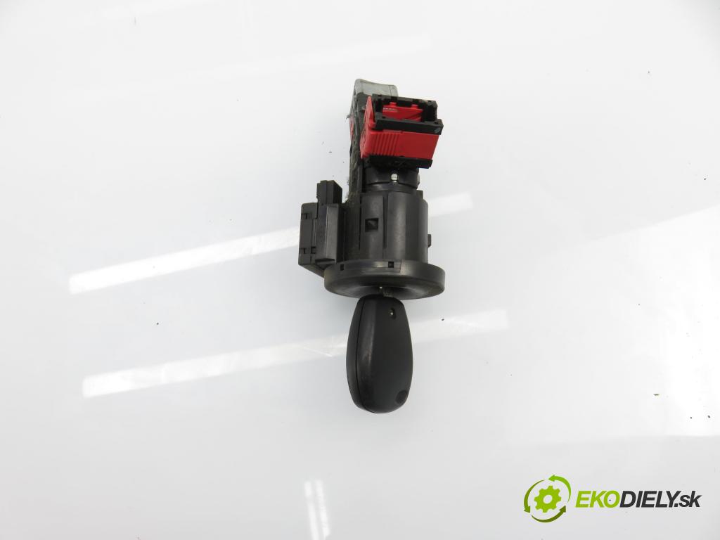 OPEL MOVANO B Skrzynia (X62) FURGON 2010 74,00 2.3 CDTI FWD - M9T 670 2298,00 spinačka 8200405701E (Spínacia skrinka)