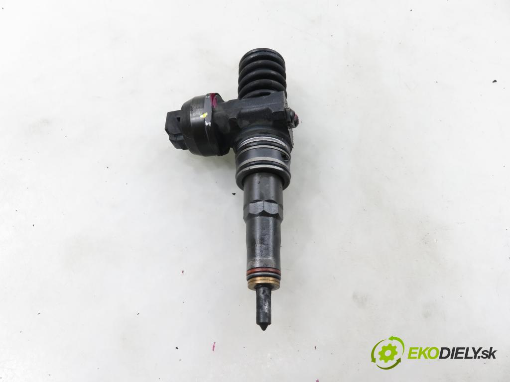 SEAT ALTEA XL (5P5, 5P8) MINIVAN 2007 77,00 1.9 TDI - BLS 1896,00 vstříkovač 038130073BN ; 0414720313 (Vstřikovač paliva)