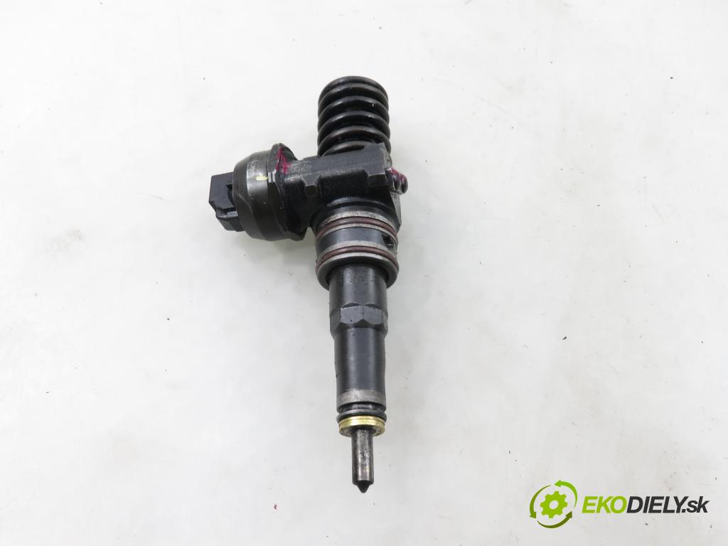 SEAT ALTEA XL (5P5, 5P8) MINIVAN 2007 77,00 1.9 TDI - BLS 1896,00 vstříkovač 038130073BN ; 0414720313 (Vstřikovač paliva)