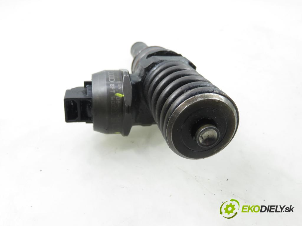 SEAT ALTEA XL (5P5, 5P8) MINIVAN 2007 77,00 1.9 TDI - BLS 1896,00 vstříkovač 038130073BN ; 0414720313 (Vstřikovač paliva)