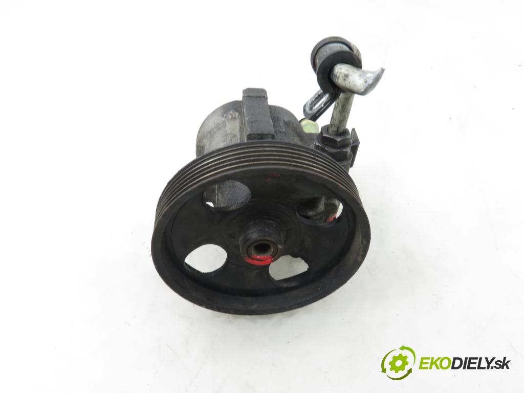 VOLVO V40 Kombi (645) KOMBI 2002 75,00 1.9 DI 102 - D 4192 T4 1870,00 Pumpa servočerpadlo 8200071050 ; 26083376RV (Servočerpadlo)