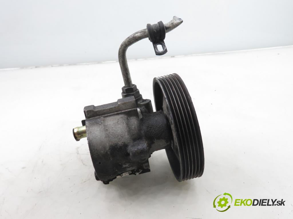 VOLVO V40 Kombi (645) KOMBI 2002 75,00 1.9 DI 102 - D 4192 T4 1870,00 Pumpa servočerpadlo 8200071050 ; 26083376RV (Servočerpadlo)