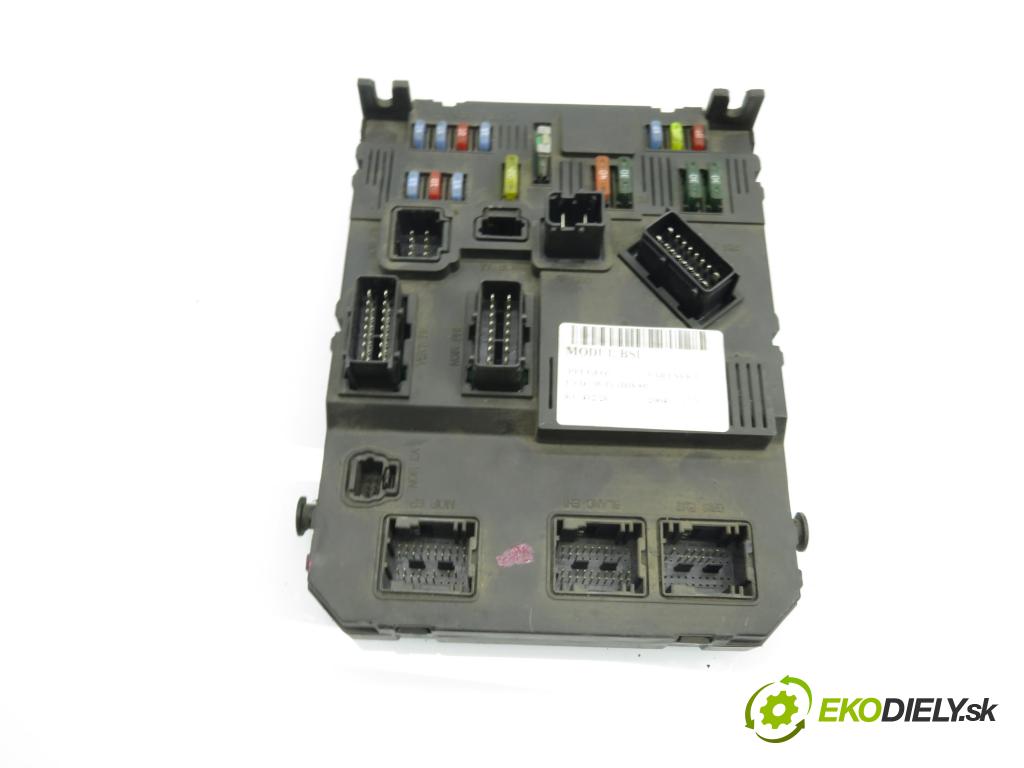 PEUGEOT PARTNER Combispace (5F) KOMBIVAN 2004 51,00 1.9 D - WJY (DW8B) 1868,00 MODUL BSI 9652474680