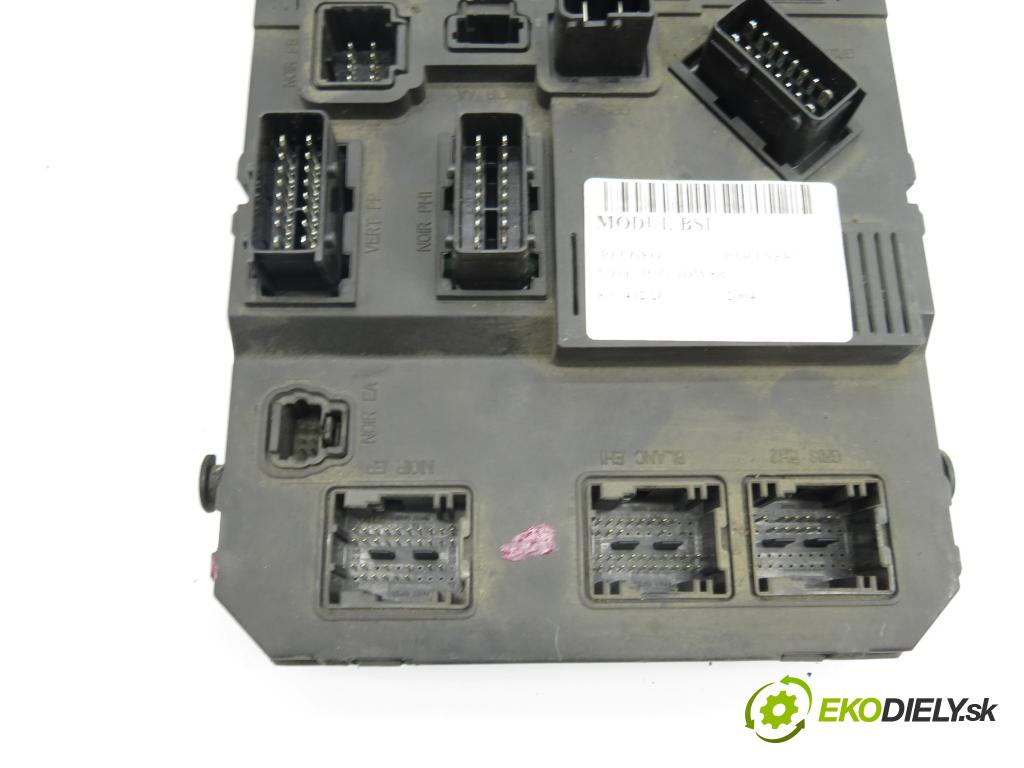 PEUGEOT PARTNER Combispace (5F) KOMBIVAN 2004 51,00 1.9 D - WJY (DW8B) 1868,00 MODUL BSI 9652474680