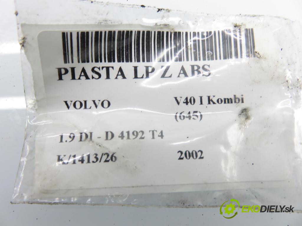 VOLVO V40 Kombi (645) KOMBI 2002 75,00 1.9 DI - D 4192 T4 1870,00 náboj LP ABS