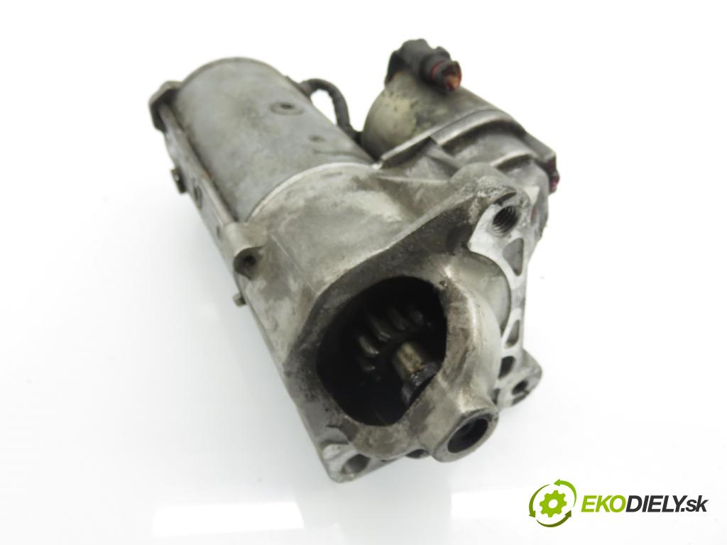 VOLVO V40 Kombi (645) KOMBI 2002 75,00 1.9 DI 102 - D 4192 T4 1870,00 Štartér 8200064465 ; D7R48 (Štartér)