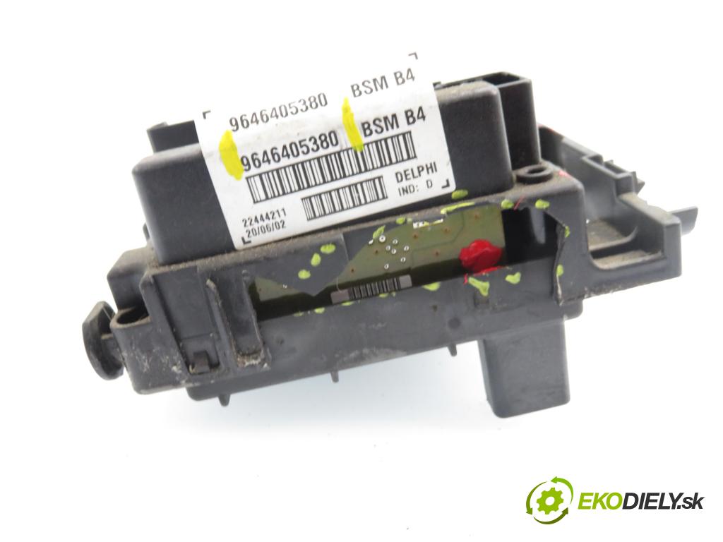 PEUGEOT 307 (3A/C) HB 2002 100,00 2.0 16V - RFN (EW10J4) 1997,00 MODUL BSM 9646405380