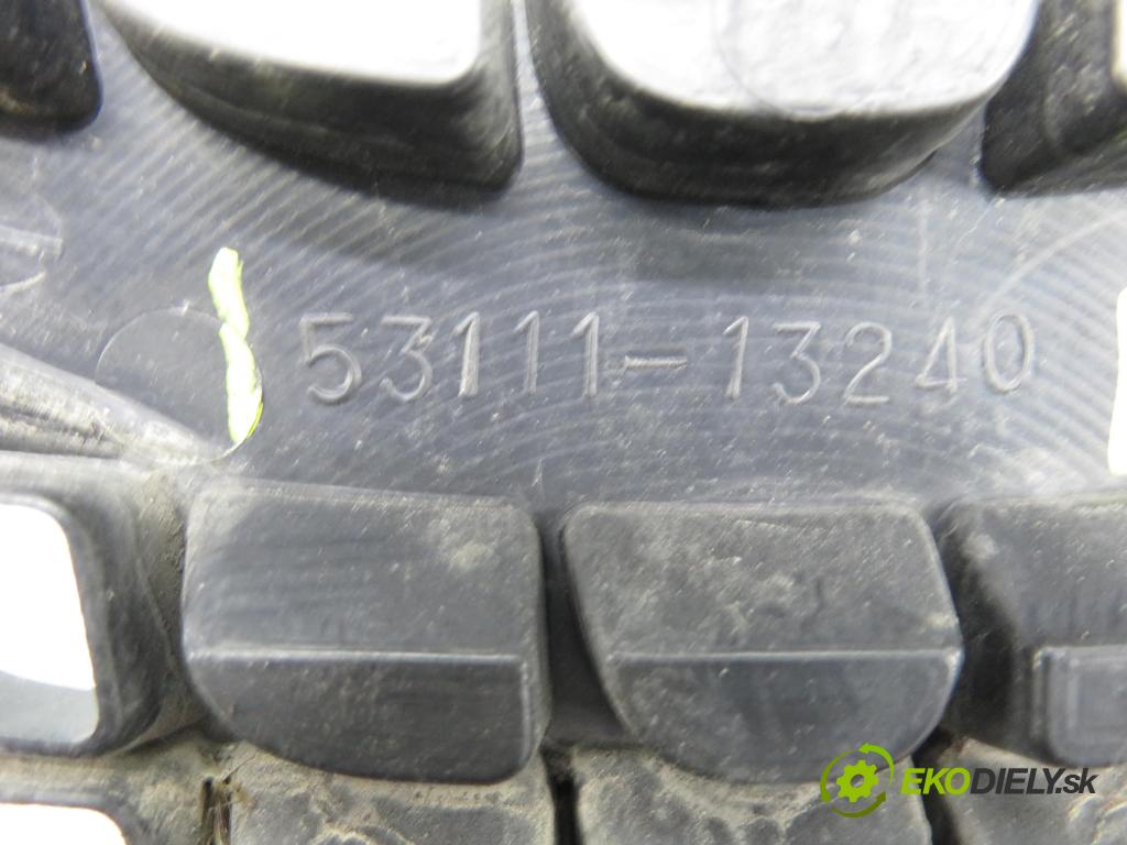 TOYOTA COROLLA Verso (_E12_) MINIVAN 2002 66,00 2.0 D-4D (CDE120_) - 1CD-FTV 1995,00 Mriežka / maska 5311113240