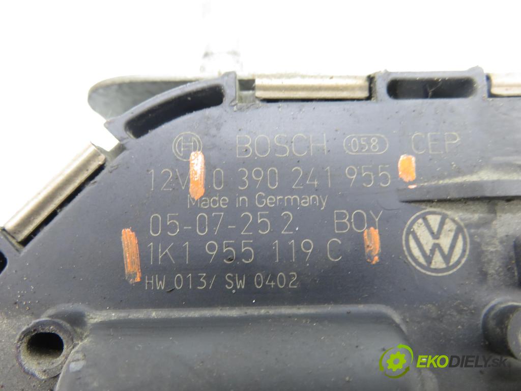VW GOLF V (1K1) HB 2005 77,00 1.9 TDI - BKC 1896,00 Motorček stieračov 0390241955 ; 1K1955119C ; 1K1955023F