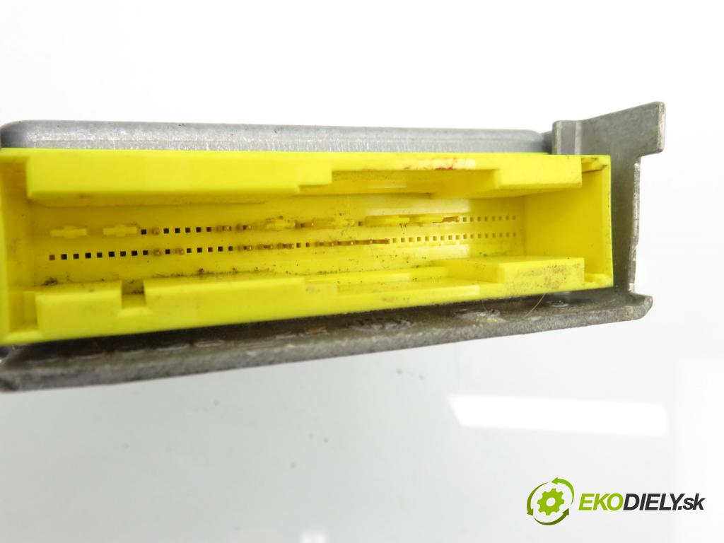 SKODA OCTAVIA I (1U2) LIFTBACK 2000 55,00 1.6 - AEE 1598,00 MODUL air BAG 1J0909603