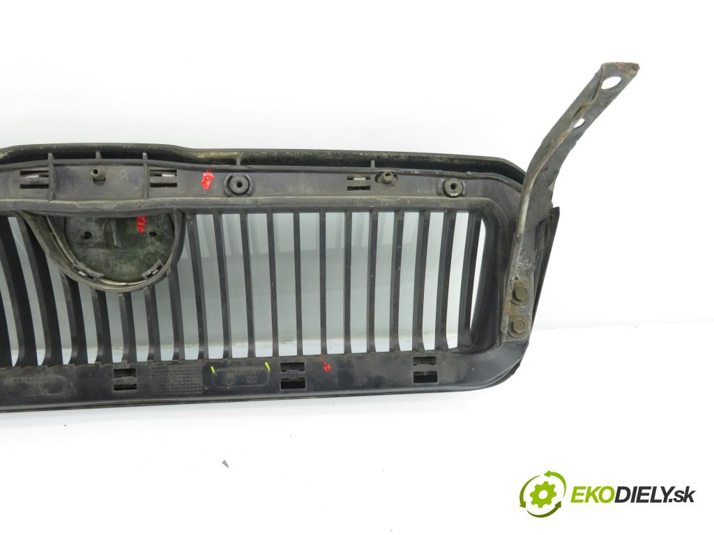 SKODA OCTAVIA I (1U2) LIFTBACK 2000 55,00 1.6 - AEE 1598,00 Mriežka / maska 1U0853651