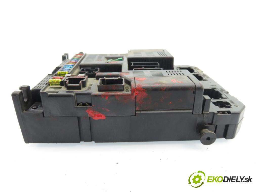PEUGEOT 307 (3A/C) HB 2002 100,00 2.0 16V - RFN (EW10J4) 1997,00 MODUL BSI 9636760580F ; 9644098180