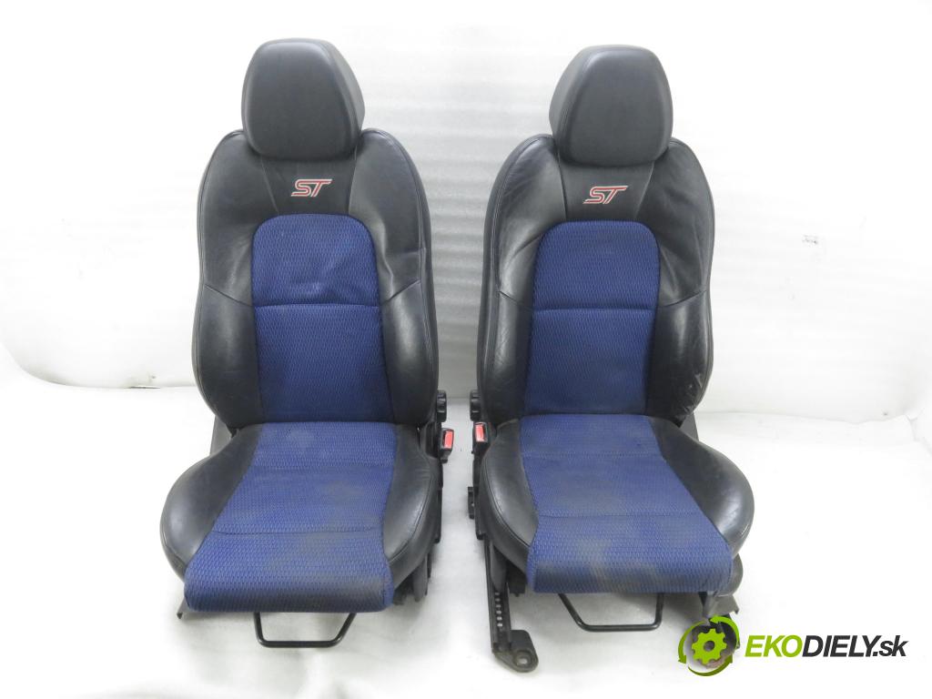 FORD FIESTA V (JH_, JD_) HB 2005 50,00 1.4 TDCi 68 - F6JB 1399,00 Sedadlá, sedačky
