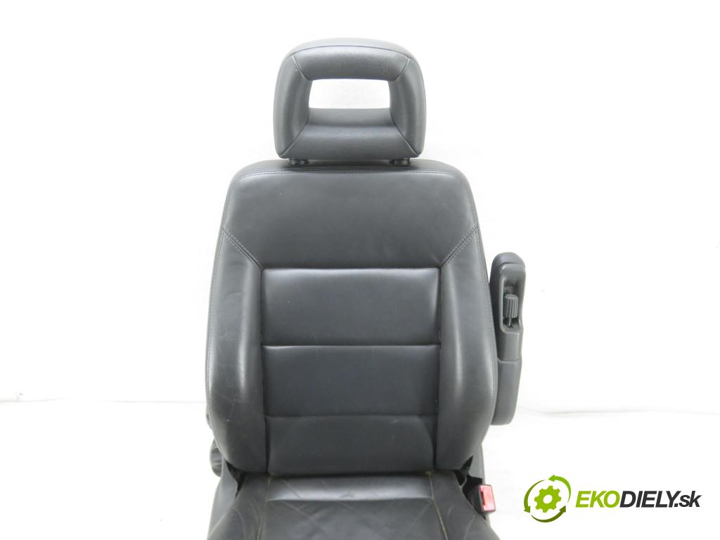 VW SHARAN (7M8, 7M9, 7M6) MINIVAN 2006 150,00 2.8 V6 24V 4motion - AYL 2792,00 sedadlo CESTUJÍCÍ/PP