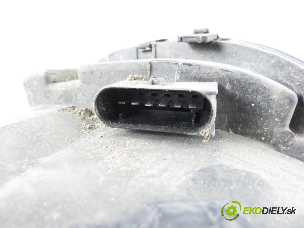 SMART FORFOUR (454) HB 2004 55,00 1.1 (454.030) - M 134.910 1124,00 Svetlo LP A4545400154 ; 0301207201