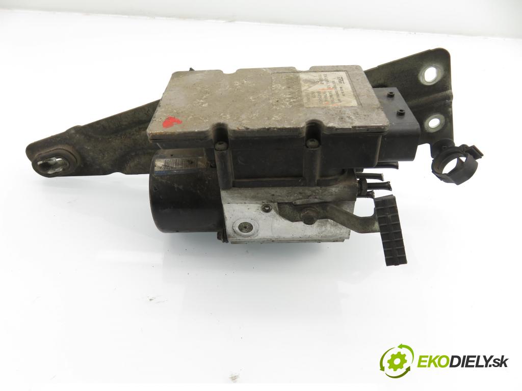 ALFA ROMEO 159 Sportwagon (939_) KOMBI 2006 100,00 1.9 JTDM 16V - 937 A8.000 1910,00 Pumpa ABS 54084738G ; 51796046 (Pumpa ABS)
