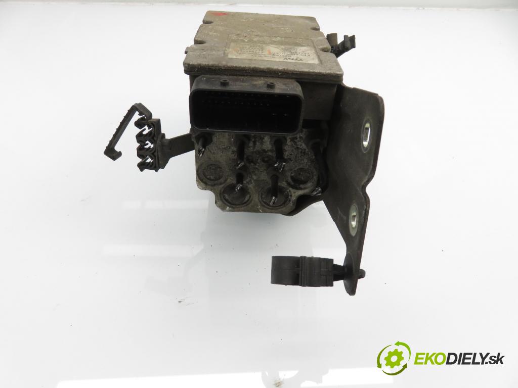 ALFA ROMEO 159 Sportwagon (939_) KOMBI 2006 100,00 1.9 JTDM 16V - 937 A8.000 1910,00 Pumpa ABS 54084738G ; 51796046 (Pumpa ABS)