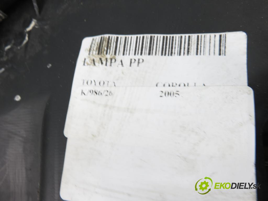 TOYOTA COROLLA Verso (ZER_, ZZE12_, R1_) MINIVAN 2005 85,00 2.0 D-4D (CUR10_) - 1CD-FTV 1995,00 světlo PP