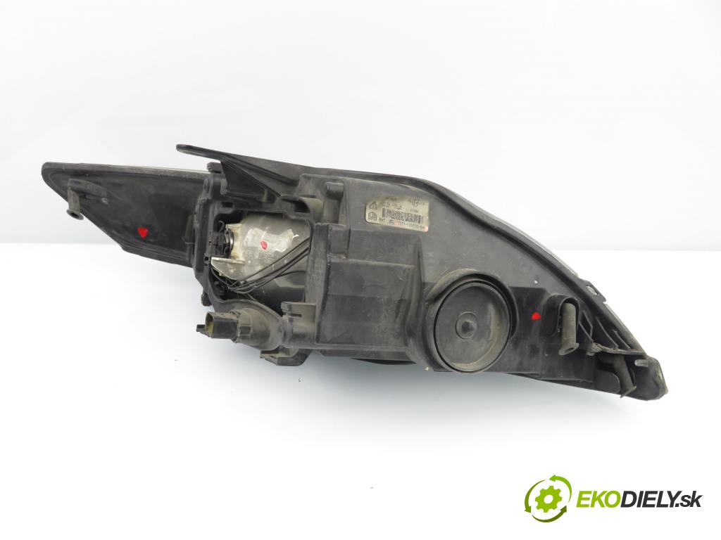 FORD MONDEO IV (BA7) LIFTBACK 2007 92,00 1.8 TDCi - KHBA 1753,00 světlo LP 7S7113W030AH
