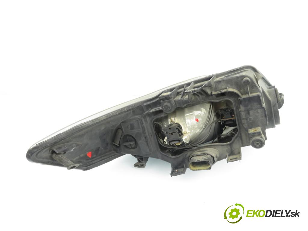 FORD MONDEO IV (BA7) LIFTBACK 2007 92,00 1.8 TDCi - KHBA 1753,00 světlo LP 7S7113W030AH