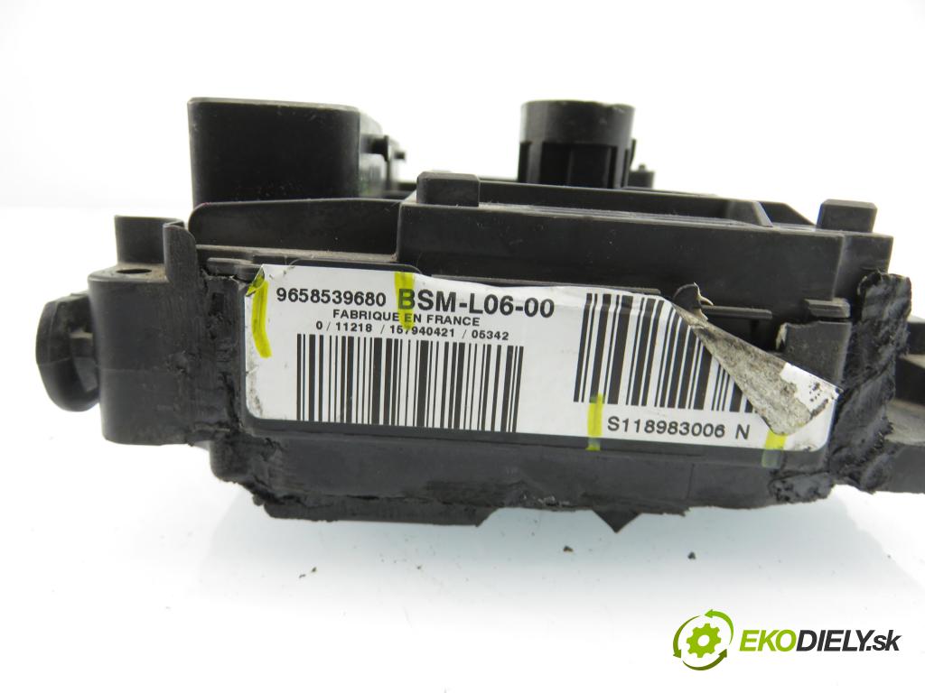 CITROEN C4 coupe (LA_) HB 2006 66,00 1.6 HDi - 9HX (DV6ATED4) 1560,00 MODUL BSM 9658539680 ; S118983006N