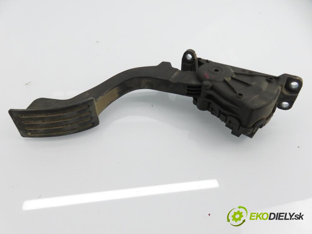 FORD FOCUS II (DA_, HCP) HB 2006 100,00 2.0 TDCi - G6DA 1997,00 Potenciometer plynu 4M519F836AH ; 6PV00864101 (Potenciometer plynového pedálu)