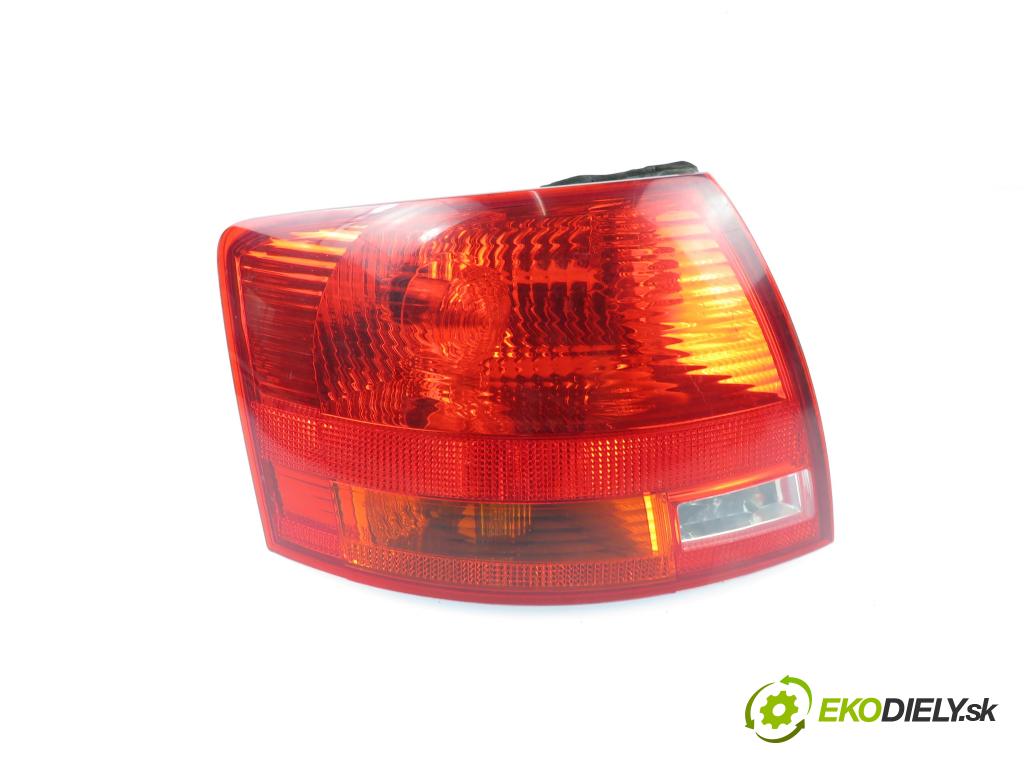 AUDI A4 Avant (8ED, B7) KOMBI 2005 125,00 2.0 TDI - BRD 1968,00 světlo levé zadní 8E9945095E