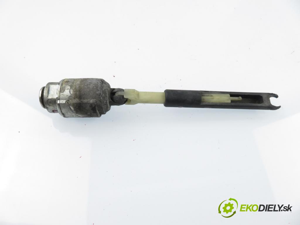 FORD FOCUS II (DA_, HCP) HB 2006 100,00 2.0 TDCi - G6DA 1997,00 zámok kapoty 4M5AA16C826AD