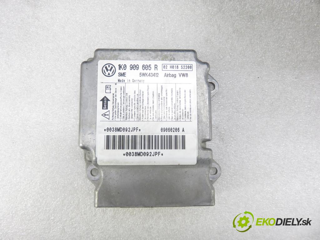 VW GOLF PLUS (5M1, 521) MINIVAN 2006 103,00 2.0 TDI 16V - BKD 1968,00 palubovka