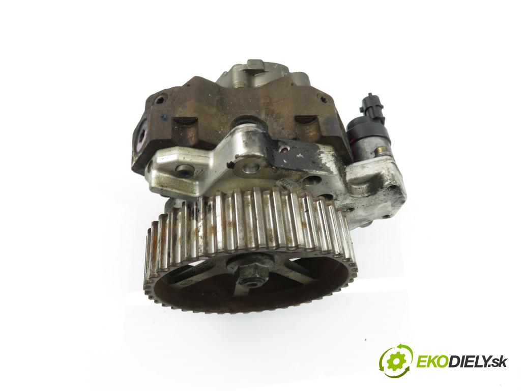 VOLVO V40 Kombi (645) KOMBI 2002 75,00 1.9 DI 102 - D 4192 T4 1870,00 Pumpa vysokého tlaku 0445010031 ; 8200055072