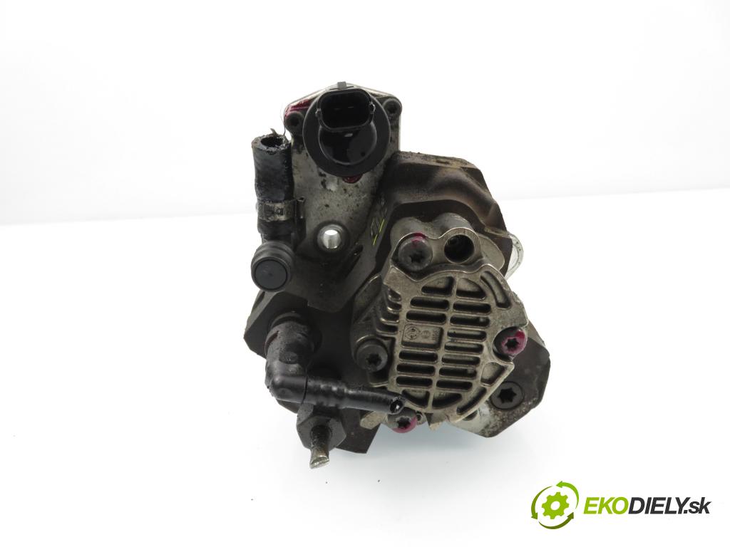 VOLVO V40 Kombi (645) KOMBI 2002 75,00 1.9 DI 102 - D 4192 T4 1870,00 Pumpa vysokého tlaku 0445010031 ; 8200055072