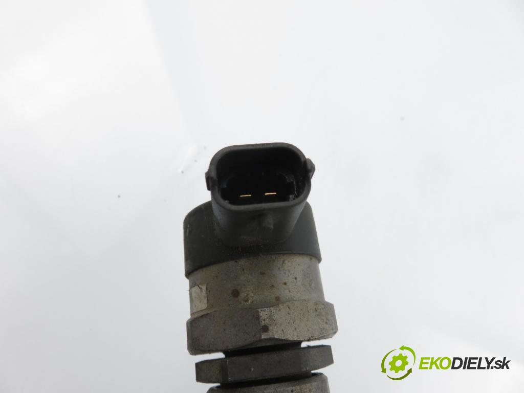 KIA PRO CEE'D (ED) HB 2009 66,00 1.6 CRDi 90 - D4FB-L 1582,00 Lišta vstrekovacia 314002A410 ; 0445214111 ; 0281002507 (Vstrekovacia lišta)