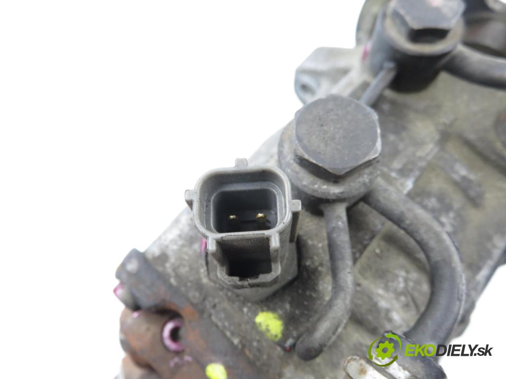 TOYOTA COROLLA Verso (_E12_) MINIVAN 2002 66,00 2.0 D-4D (CDE120_) - 1CD-FTV 1995,00 pumpa vysokého TLAK: 2210027010 ; 09730000177