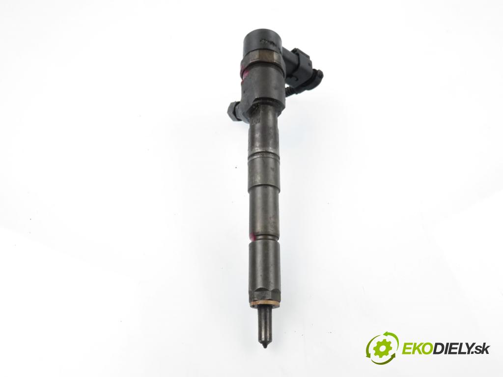 ALFA ROMEO 159 Sportwagon (939_) KOMBI 2006 100,00 1.9 JTDM 16V - 937 A8.000 1910,00 vstrekovač 0445110243 (Vstrekovač paliva)