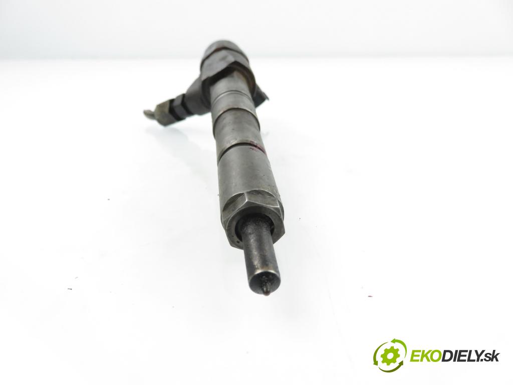 ALFA ROMEO 159 Sportwagon (939_) KOMBI 2006 100,00 1.9 JTDM 16V - 937 A8.000 1910,00 vstrekovač 0445110243 (Vstrekovač paliva)